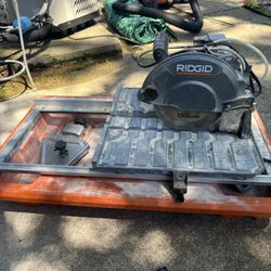 RIDGID R40312 7-inch Wet Tile Saw