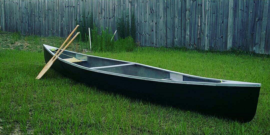 16ft Mohawk Canoe