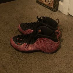 Nike Air Cracked Lava Offer