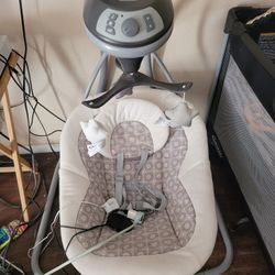 Graco Baby Swing 