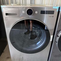 New LG - 4.5 Cu. Ft. High-Efficiency Stackable Smart Front Load Washer with Steam and TurboWash 360