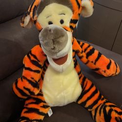 Disney Tigger Plush 17" Winnie The Pooh Stuffed Toy Animal Disney Store 