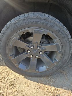 285/45/22 Tires