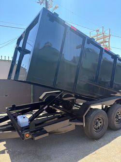 Smooth dump trailer