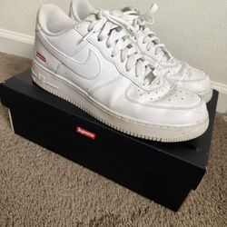 Authentic Nike Supreme Air Forces 