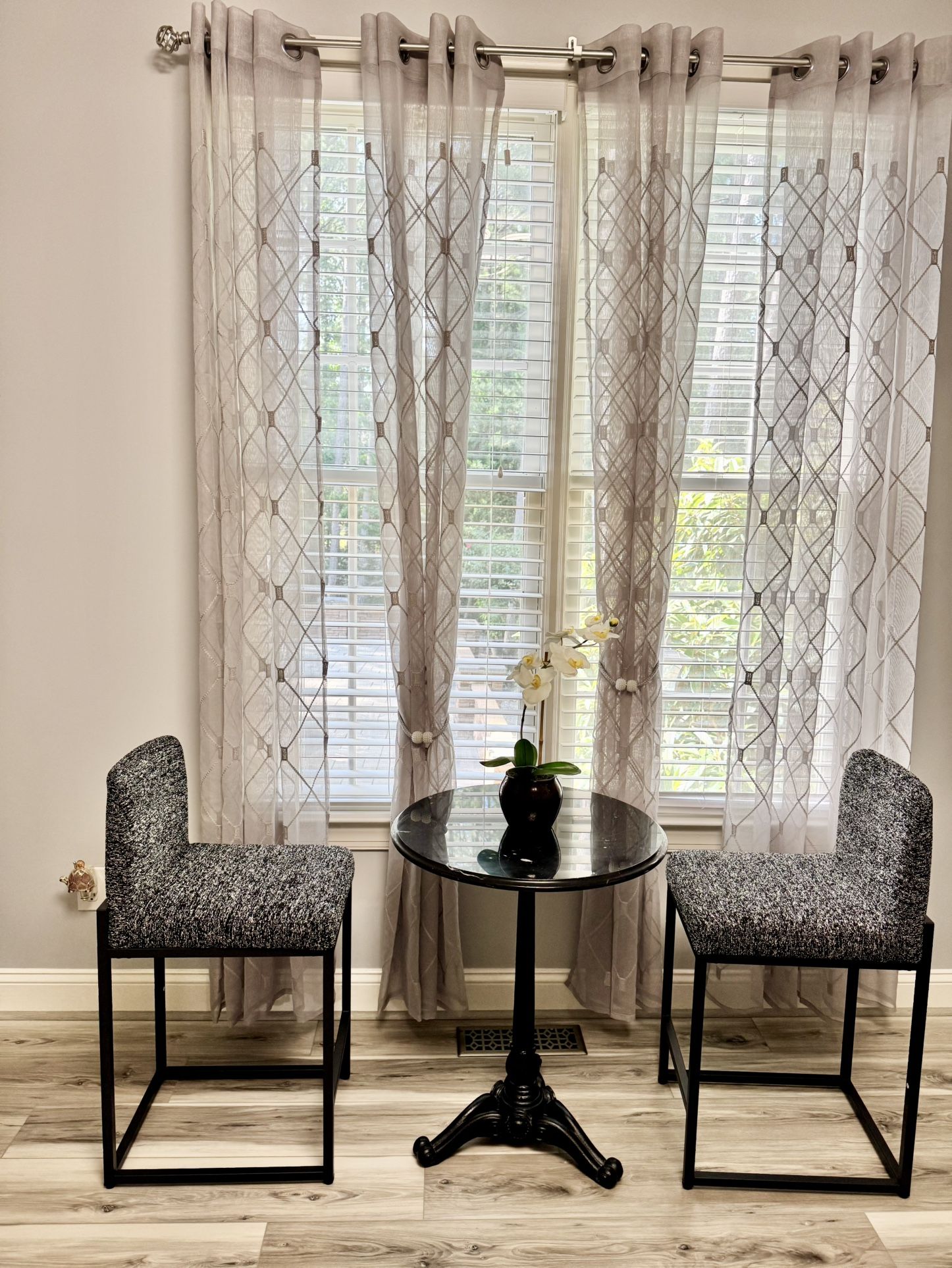 Brand New 3 Pieces Table And Chairs Set Just Like How They Showed On Pictures. Table Barely Used