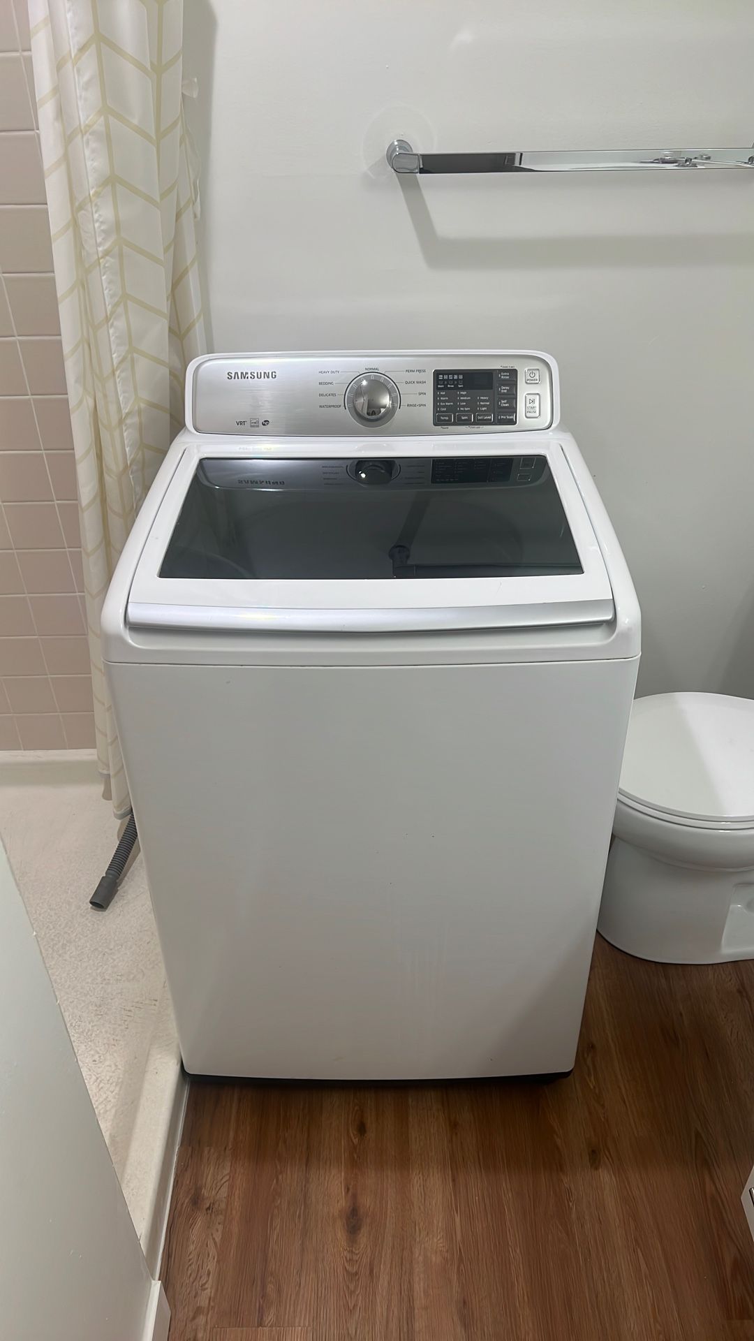 Samsung Washing Machine And Dryer Really Good Really Fast Takes Three Loads Of Clothes