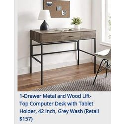 Computer/tablet Desk