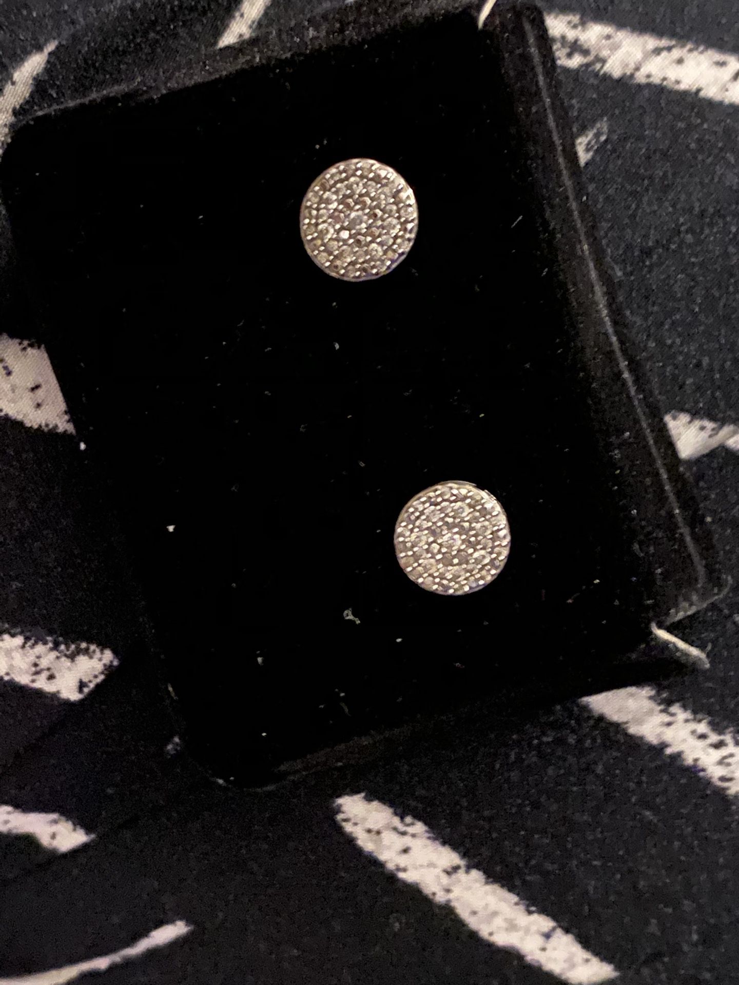 Diamond earrings 1/4 ct tw round-cut white gold 10k