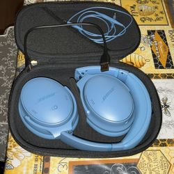 Bose Quiet comfort Bluetooth Headphones Over Ear With Active Over Ear Noise Cancelling, Blue Dusk