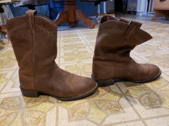 Men's 8 EE (wide) Ariat Cowboy Boots from Boot Barn