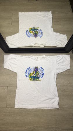 Vintage 1990s Argentina Bariloche Genux Single Stitch Shirt