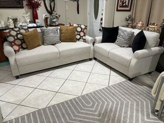 Zinus Couch And Loveseat 