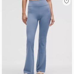 Lululemon Groove Nulu High-Rise Flared Pant 