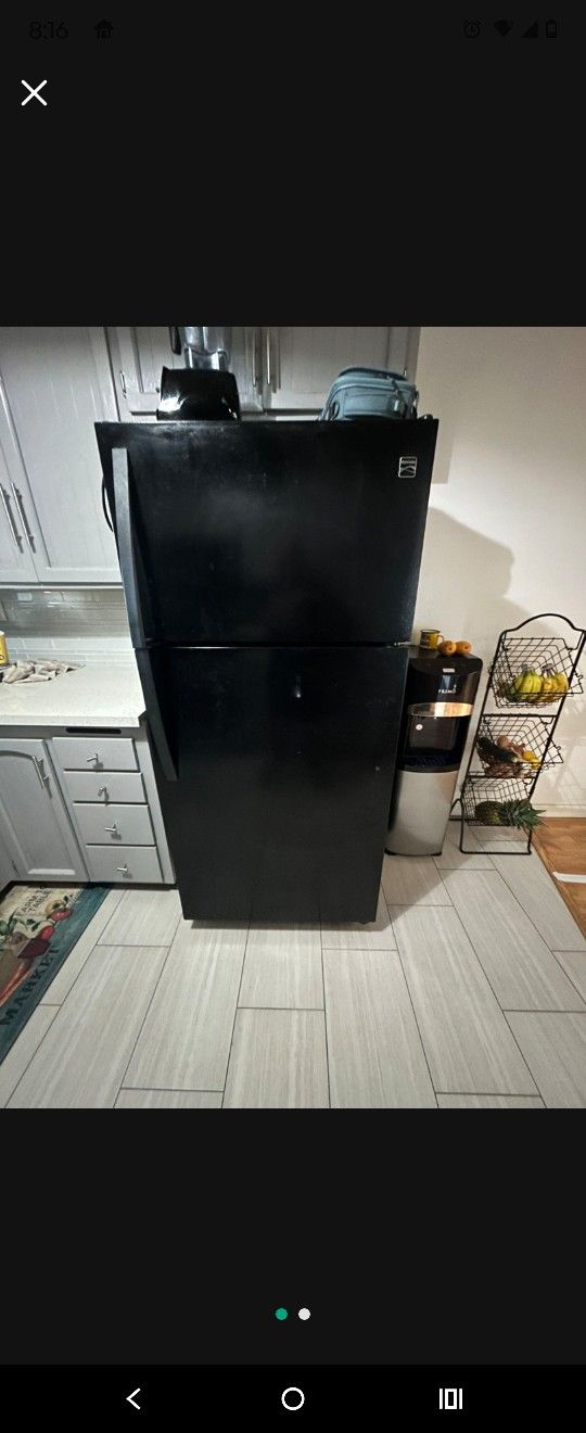 Refrigerator