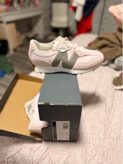 Light pink New Balance