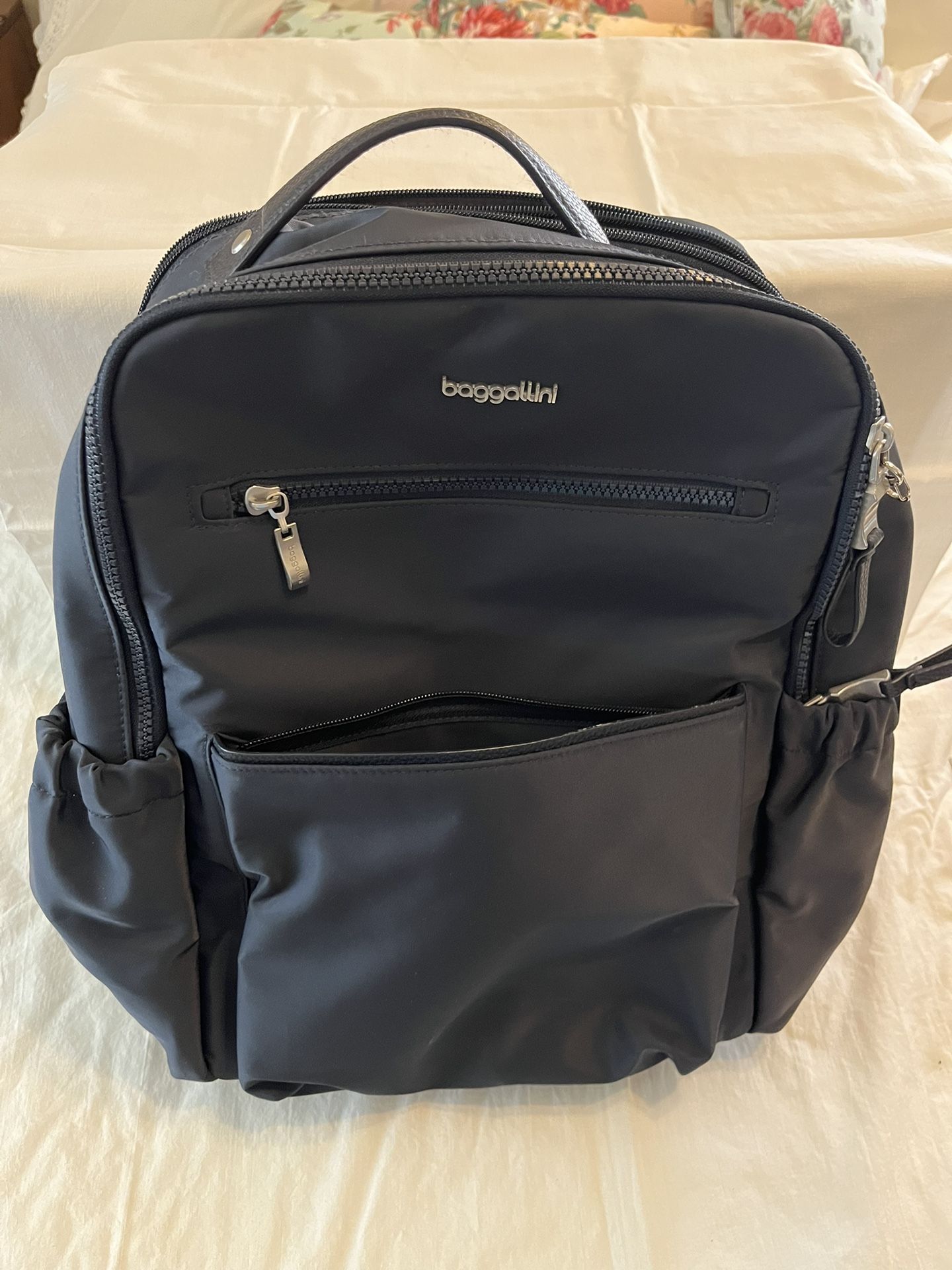 Baggallini Tribeca Expandable Backpack