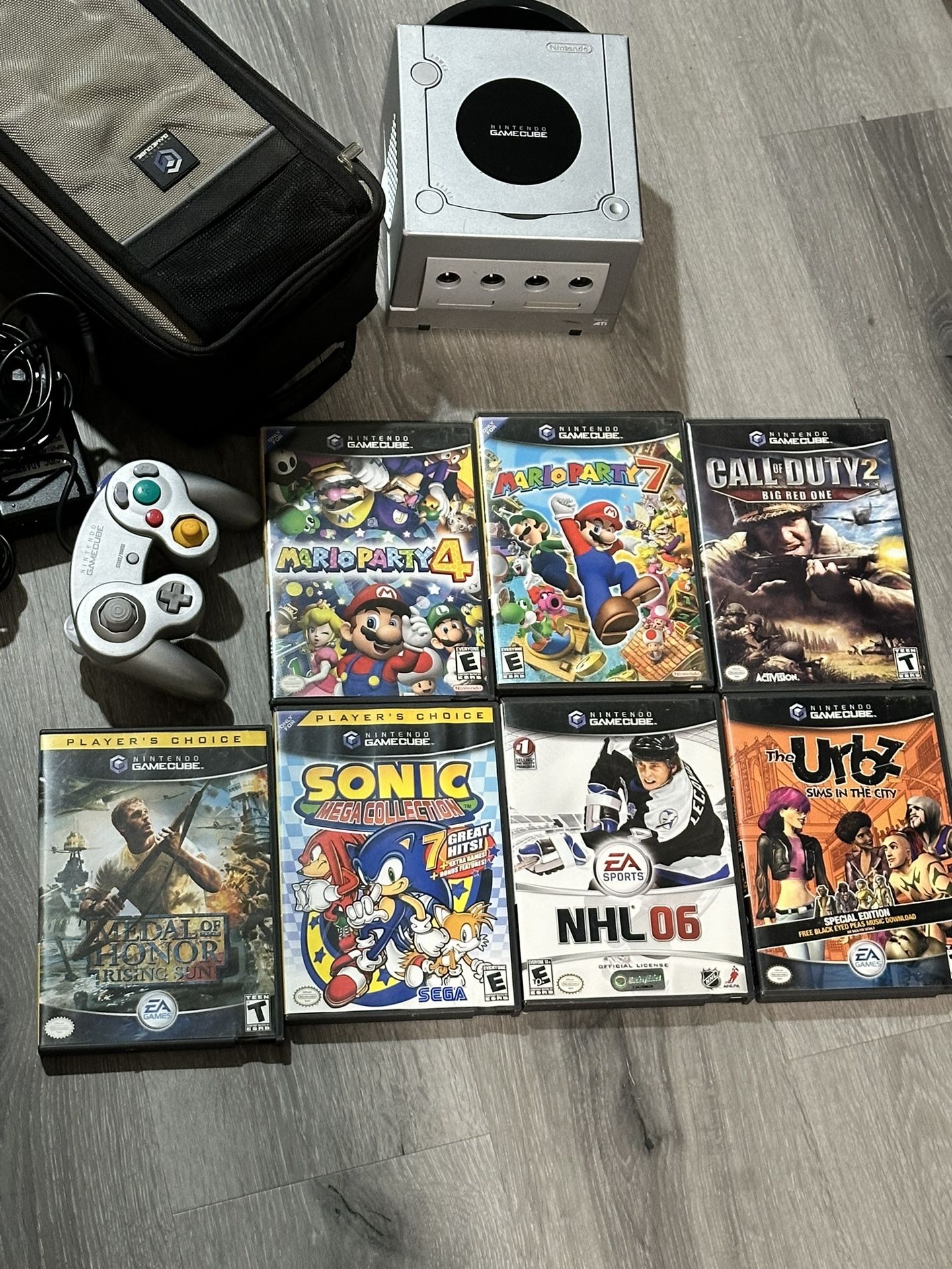 gamecube with games
