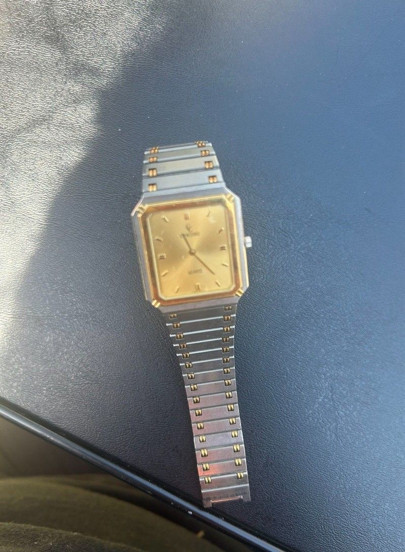 Concord La Costa Quartz 18k Solid Yellow Gold Bezel
