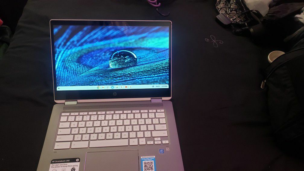 14" White HP Chromebook X360