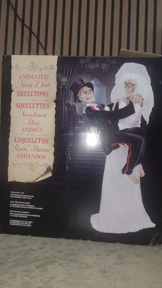 Newly Dead - Recien Muertos