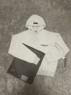 ESSENTIAL HOODIE