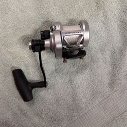 B7-3 Penn fathom II lefty 6.2:1/2.8:1 32/14”