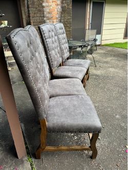 4 Beautiful Dining Chairs
