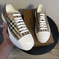 Burberry Shoes