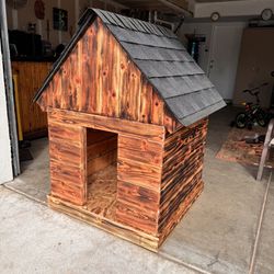 Log cabin dog house 