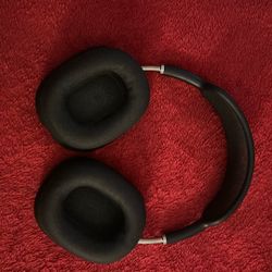 Apple AirPods Max Great Condition