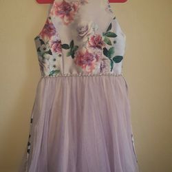 Beautiful Size 7 girls Lavender Dress