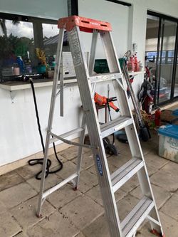 5 FOOT WERNER FOLDING METAL LADDER -