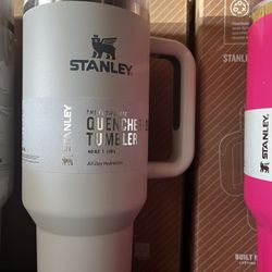 Off White Stanley 