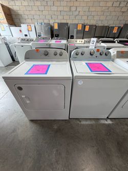 Whirlpool Washer and Dryer Set