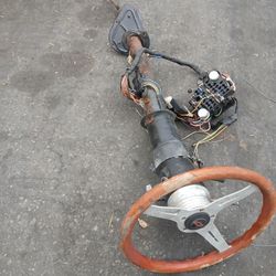 CHEVY TITLT COLUMN!! NO KEY!! 120$