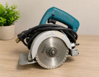 Handheld Tile Saw