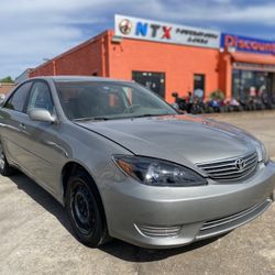 2005 Toyota Camry Standard Sedan 4D Clean Title Car Good Condition
