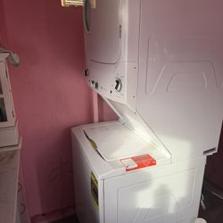 GE Washer And Dryer$200
