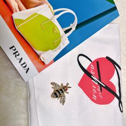 Bee Brooch