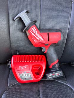Milwaukee m12 fuel brushless hack zall with 4,0ah battery and charger
