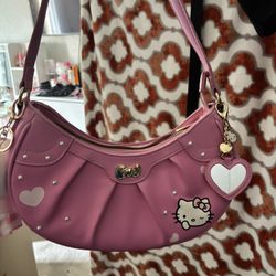 hello kitty purse 