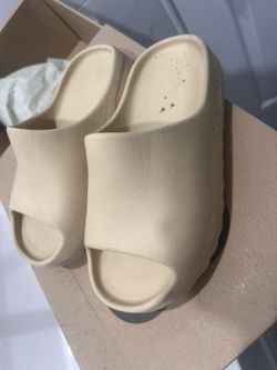 Yeezy Slides Size 13c