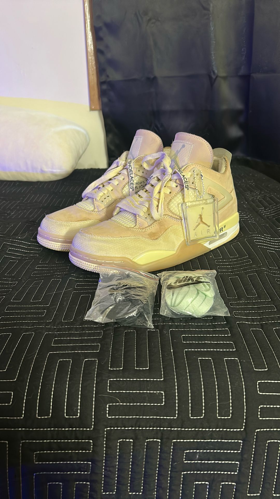 Jordan 4 Off-White Retros + 2 Extra Shoelaces
