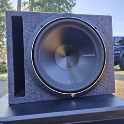 Rockford P3 15" Subwoofer In A Ported Box