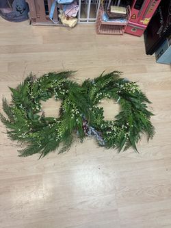 Christmas Decor For Your Front Door