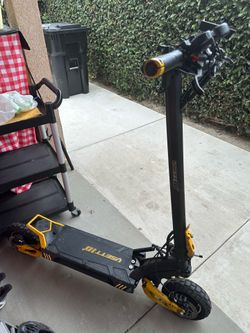 Vsett 10+ Electric Scooter