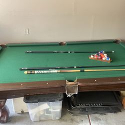 Pool table