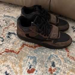 Travis Scott Jumpman Jack mocha TR size 10.5