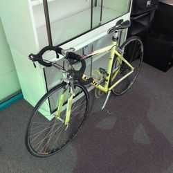 Giant TCR2 Bike